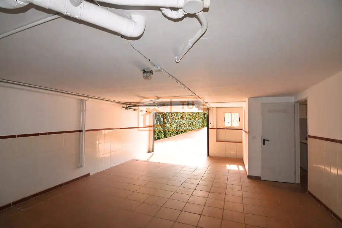 Reihenhaus mit Garten zum Verkauf in Calle Carlos Callejo, imagen 18