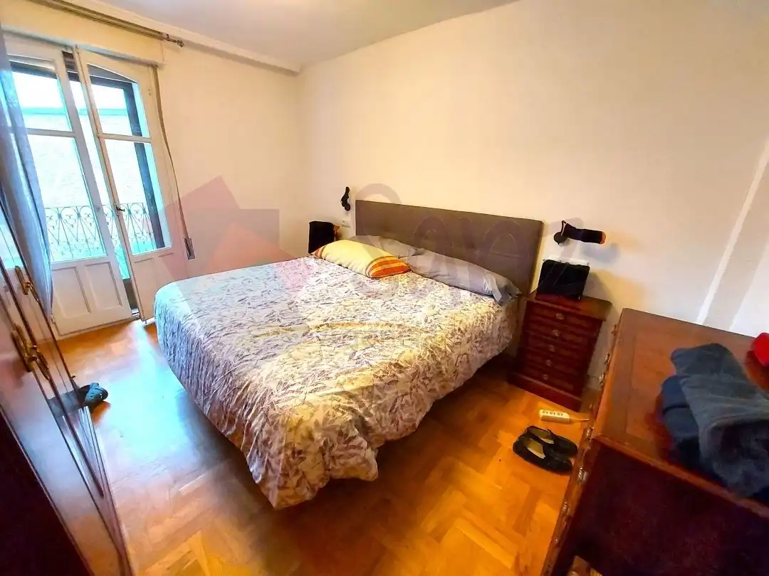 Habitación de Casa o chalet en venta en Hervías con Terraza, Trastero y Balcón