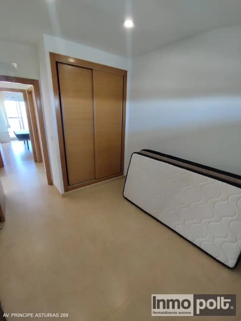 Habitación de Apartamento de alquiler en Torre-Pacheco con Jardín privado, Terraza y Amueblado