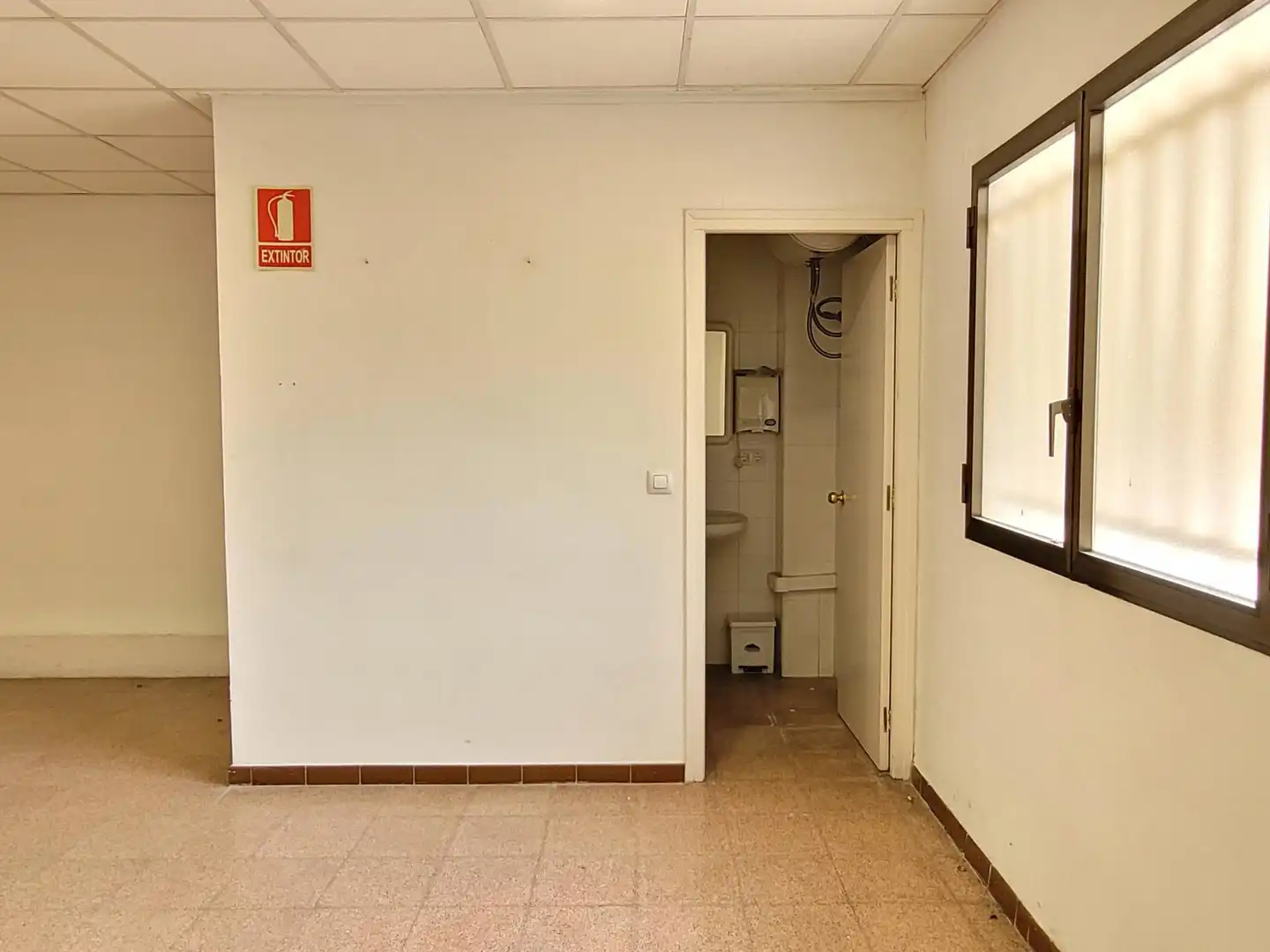 Gewerbefläche zum Verkauf in de Jaume I, imagen 7