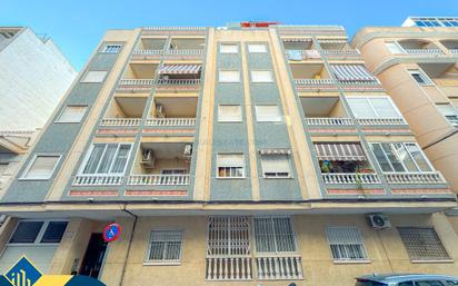 Exterior view of Apartment for sale in Torrevieja  with Heating, Terrace and Furnished