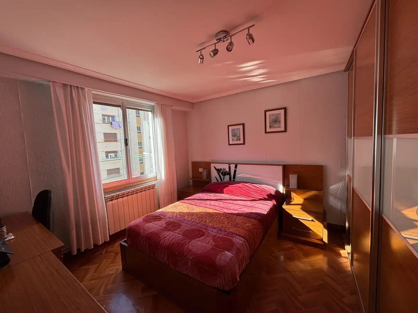 Habitación de Piso en venta en Eibar con Calefacción y Amueblado
