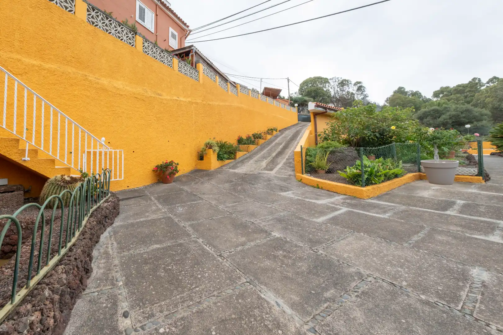 Exterior view of Houses for sale in Santa Brígida  with Air Conditioner, Private garden and Terrace