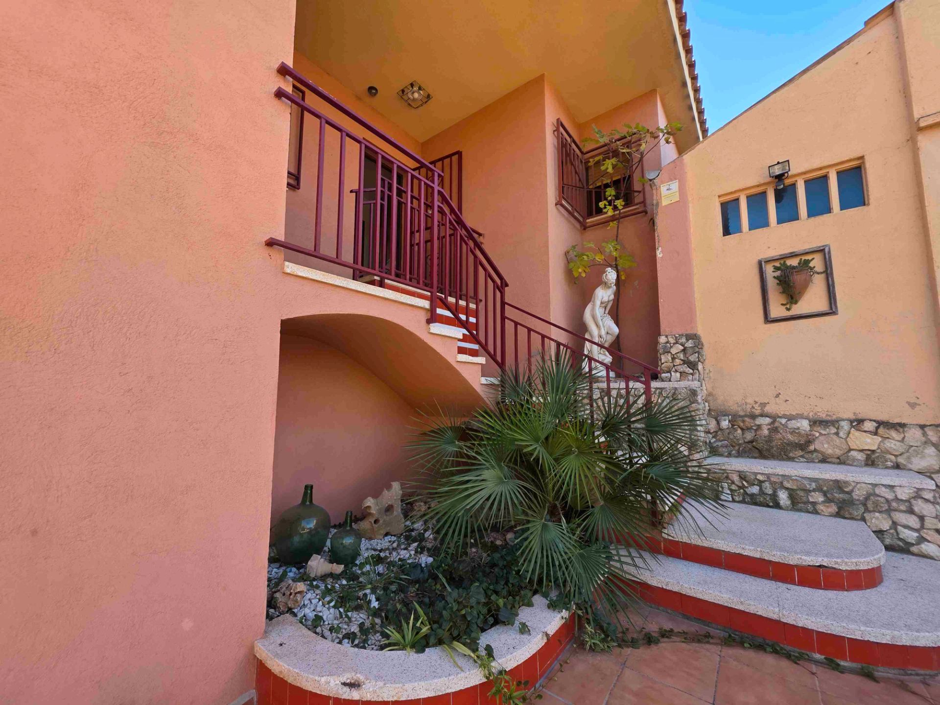 Exterior view of Houses for sale in Valls  with Private garden and Swimming Pool