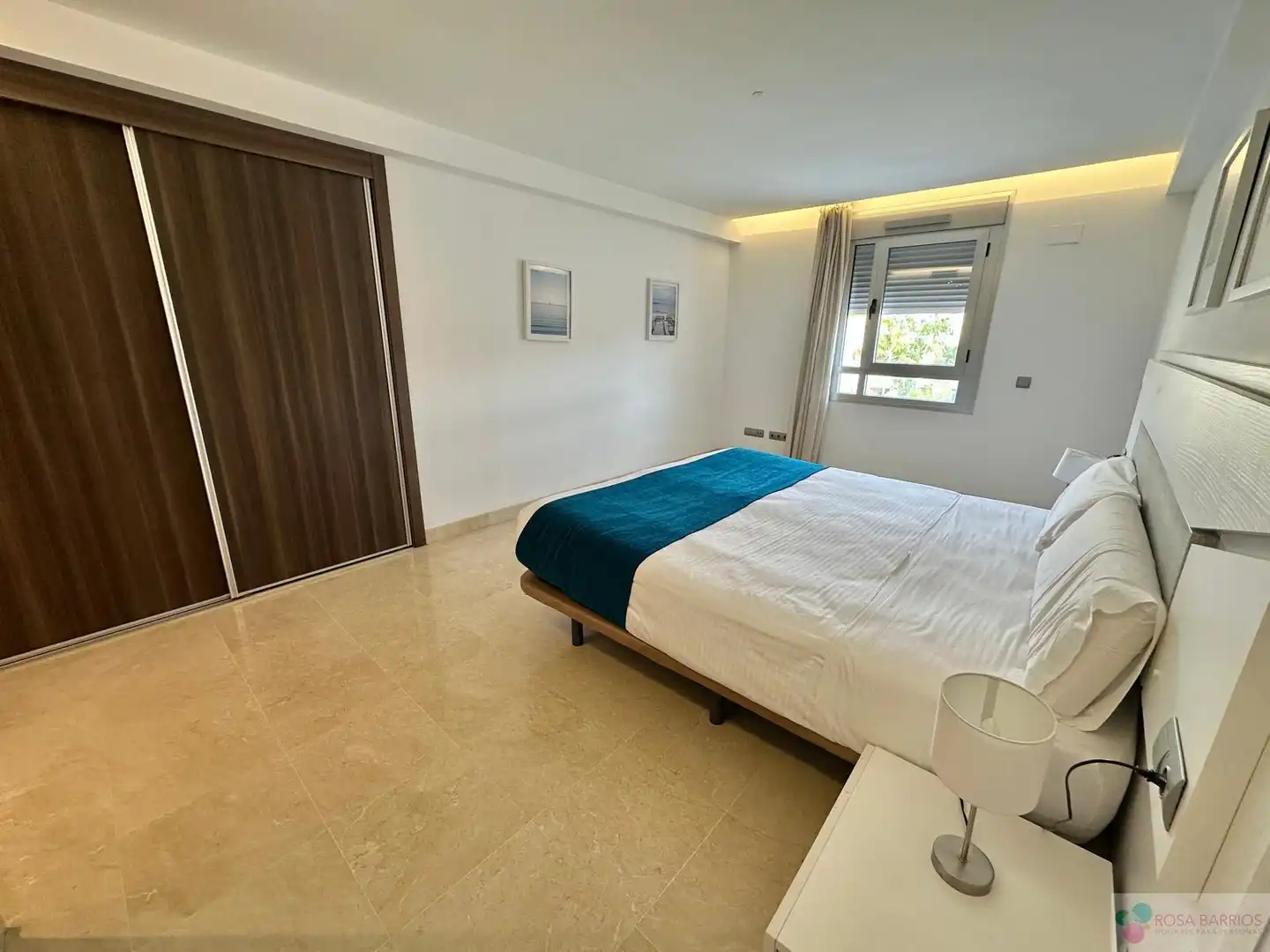 Habitación de Ático en venta en Marbella con Terraza y Piscina comunitaria
