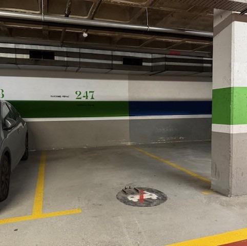 Photo 2 of Garage to rent in Carrer Filadors, 33, Cortes - Huertas,  Madrid Capital