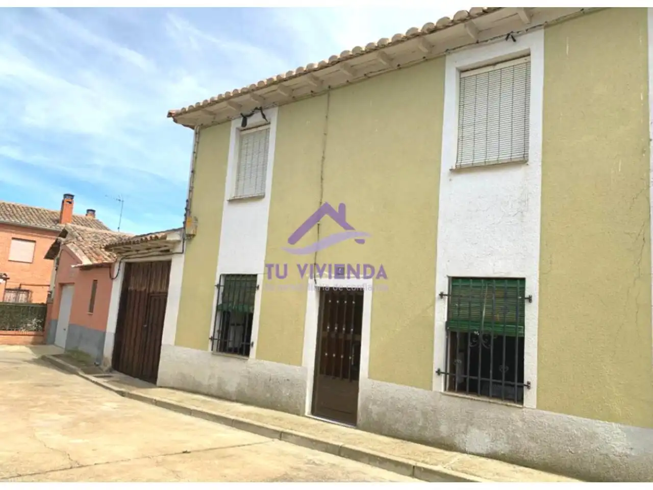 Vista exterior de Casa o chalet en venta en Saelices de Mayorga con Amueblado