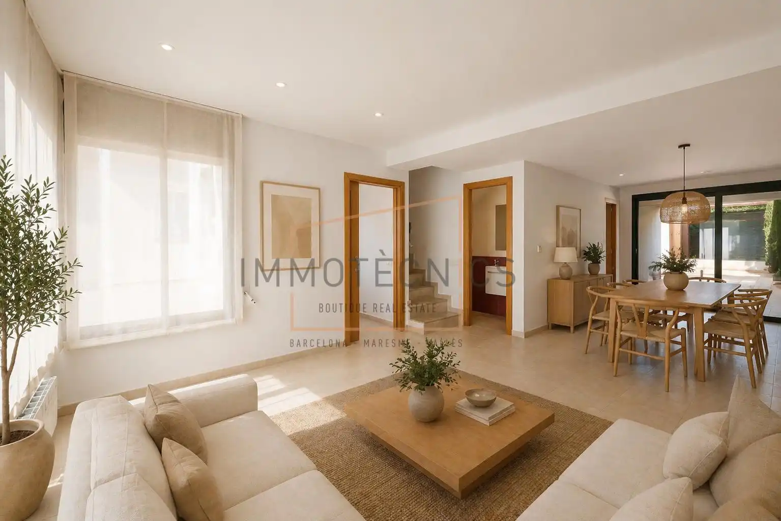 Sala d'estar de Casa adosada en venda en La Garriga amb Calefacció i Terrassa