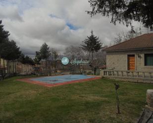 Piscina de Casa o xalet en venda en Segovia Capital