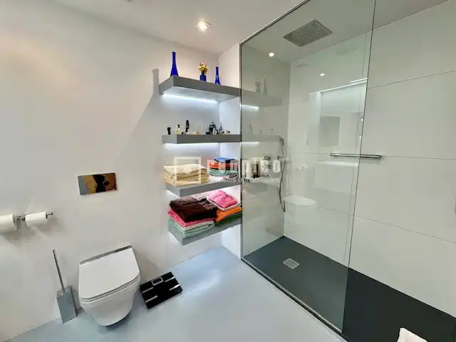 Baño de Piso de alquiler en Madrid