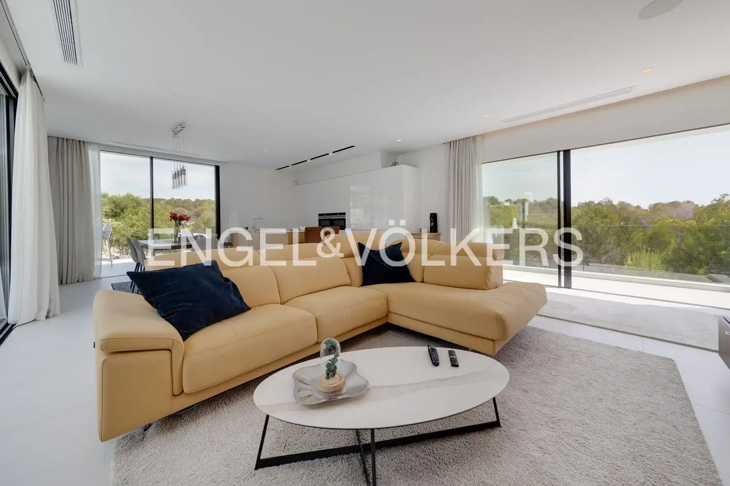 Sala de estar de Finca rústica en venta en Orihuela con Aire acondicionado, Calefacción y Jardín privado