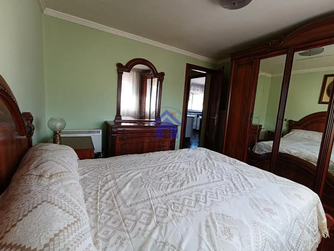 Bedroom of Flat for sale in Vigo   with Heating, Parquet flooring and Furnished