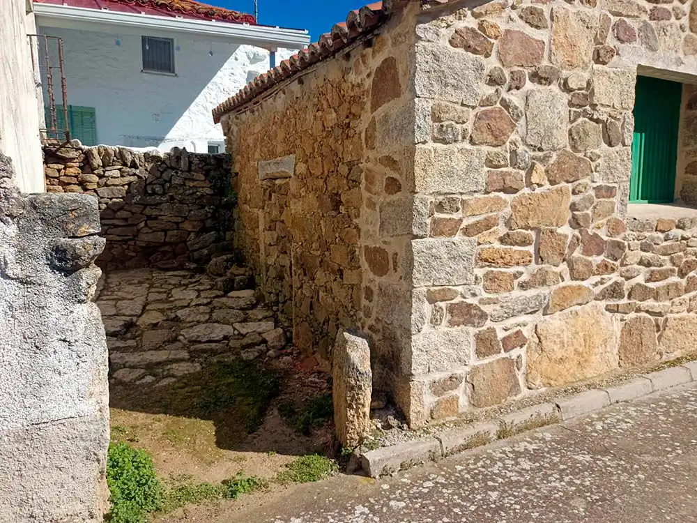 Vista exterior de Casa o xalet en venda en San Lorenzo de Tormes, Ávila