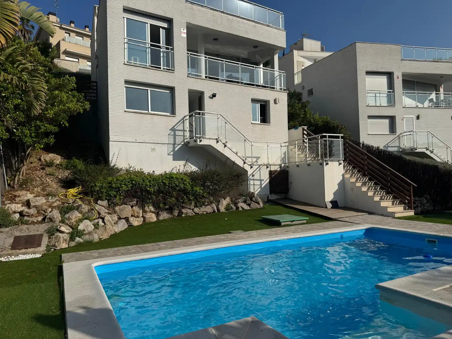 Maison avec piscine à louer à Carrer Creueta