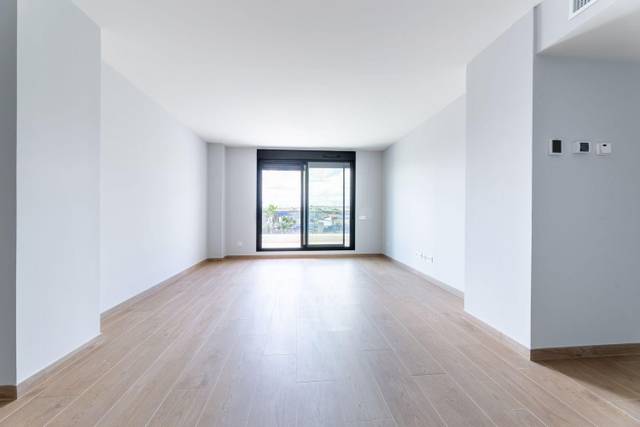 Piso en Venta en Paus - Poligono San Blas