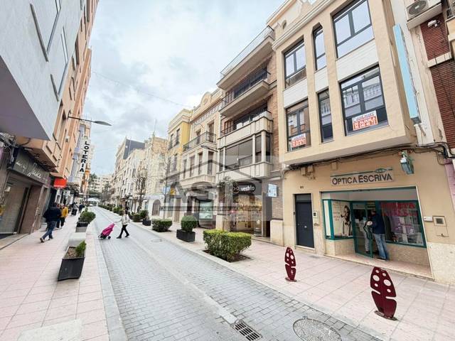 Oficina en Alquiler en Calle Benito Perez Galdos en Centre