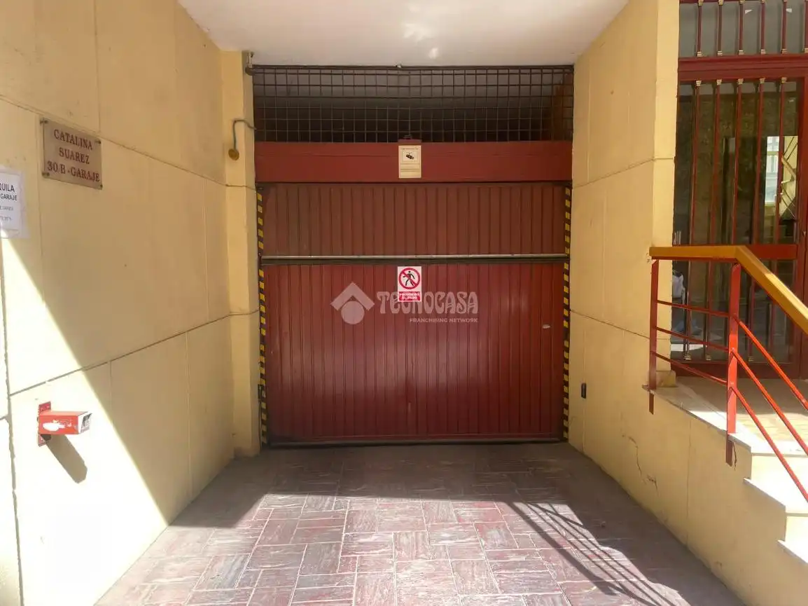 Parking of Garage for rent in Madrid