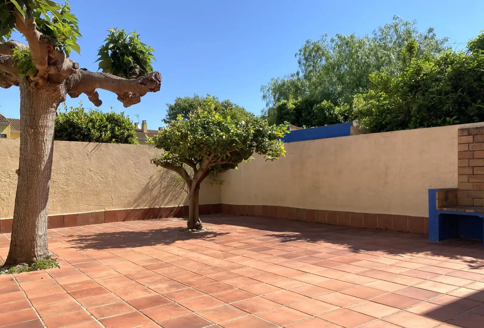 Jardín de Casa adosada en venta en Sant Pere Pescador con Aire acondicionado, Jardín privado y Terraza