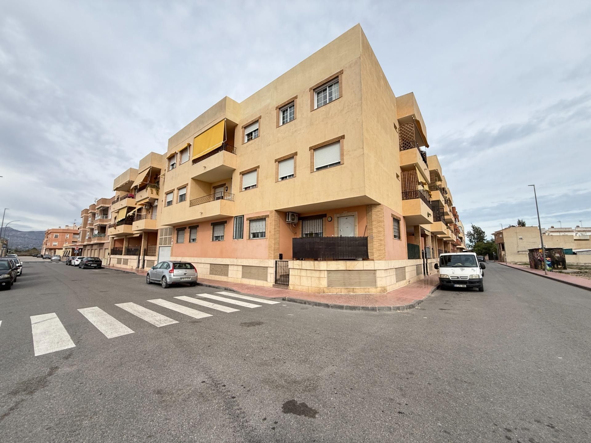 Exterior view of Flat for sale in San Isidro  with Balcony and Community pool