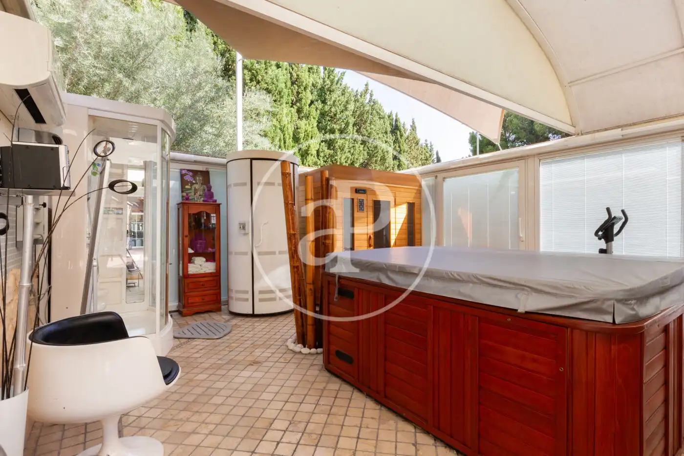 Jardín de Casa o chalet en venta en Elda con Aire acondicionado, Calefacción y Jardín privado