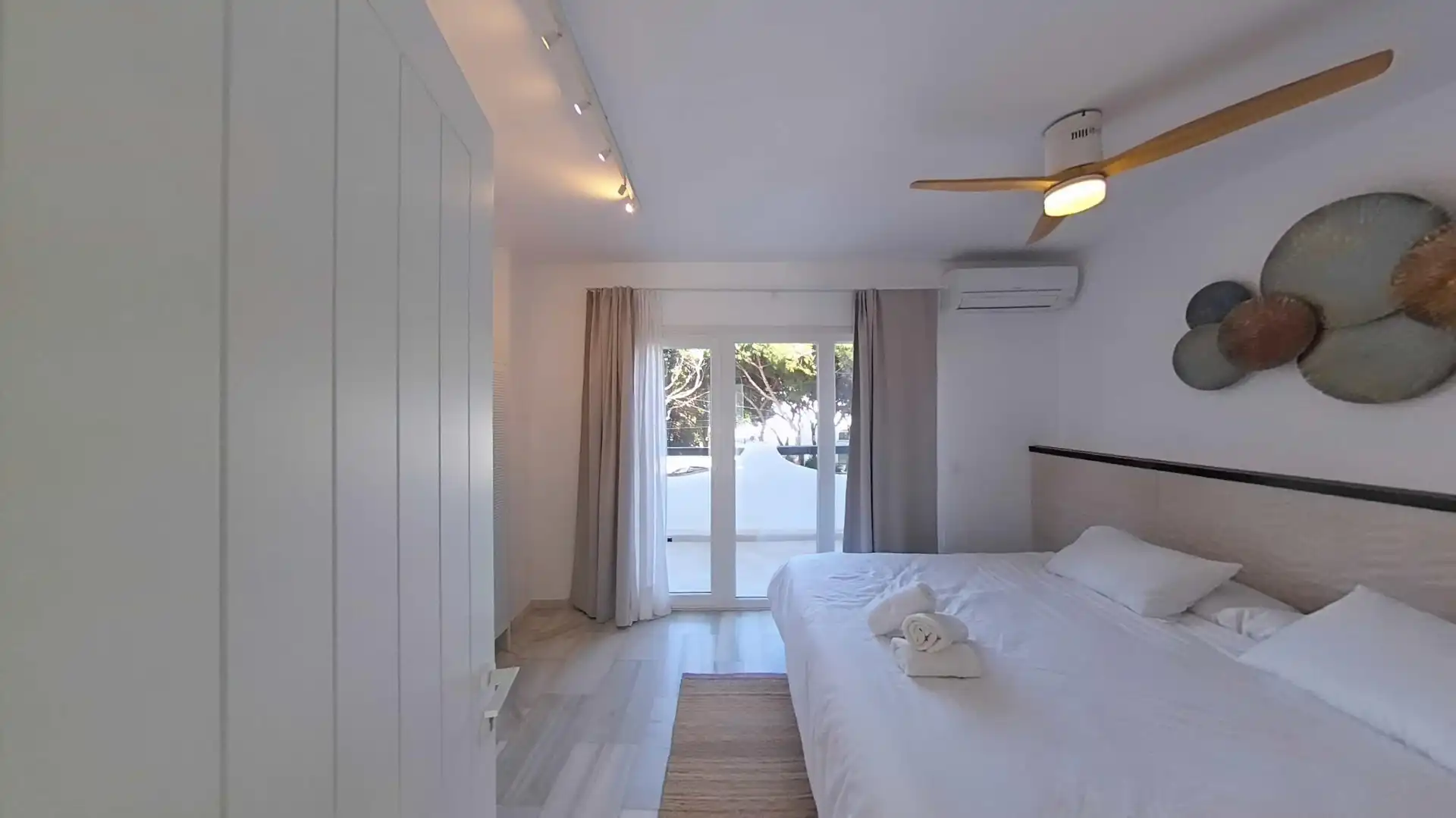 Semi-detached house with pool for sale in Calahonda, imagen 31