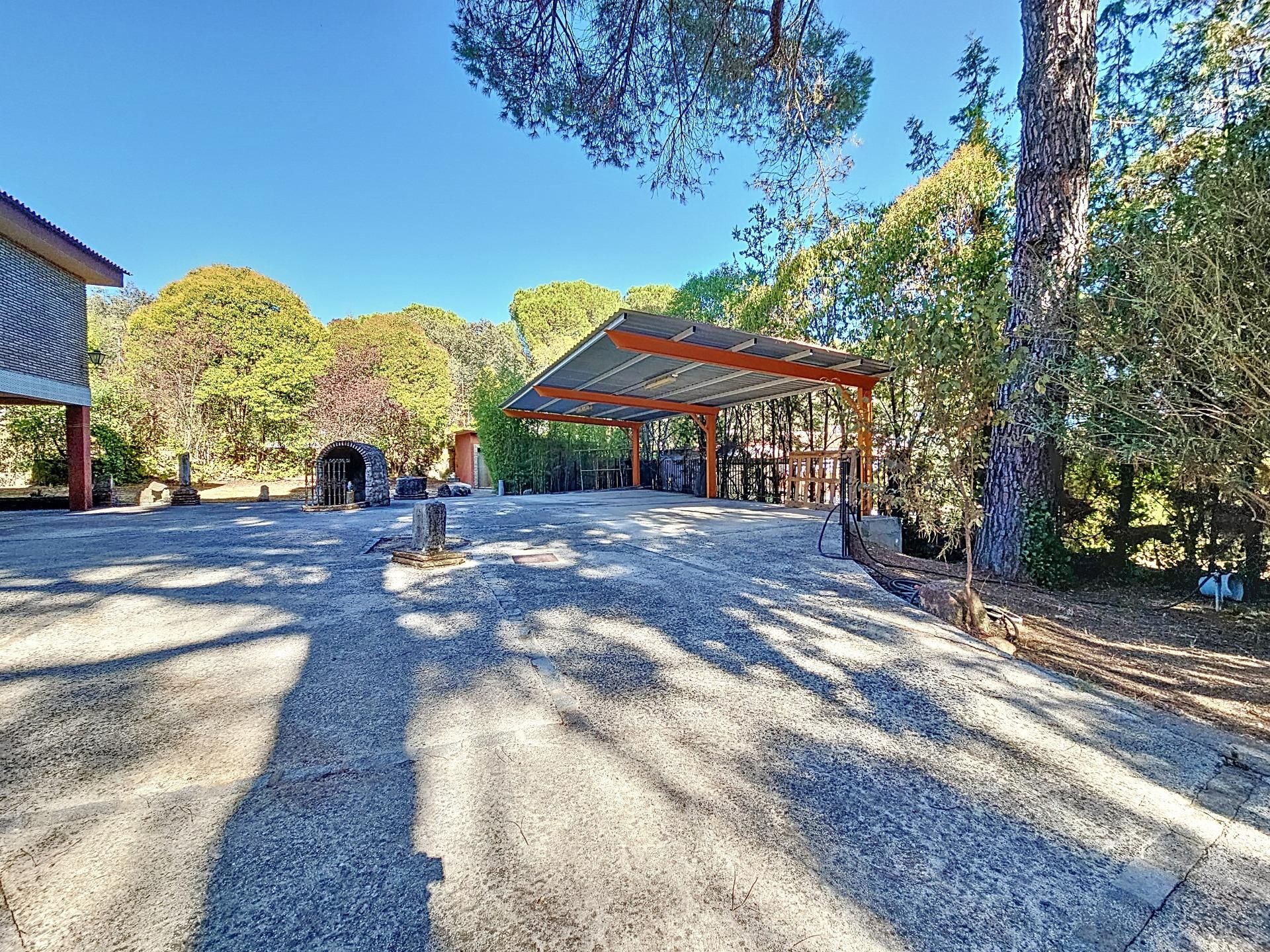 Parking of House or chalet for sale in  Córdoba Capital  with Private garden, Terrace and Storage room