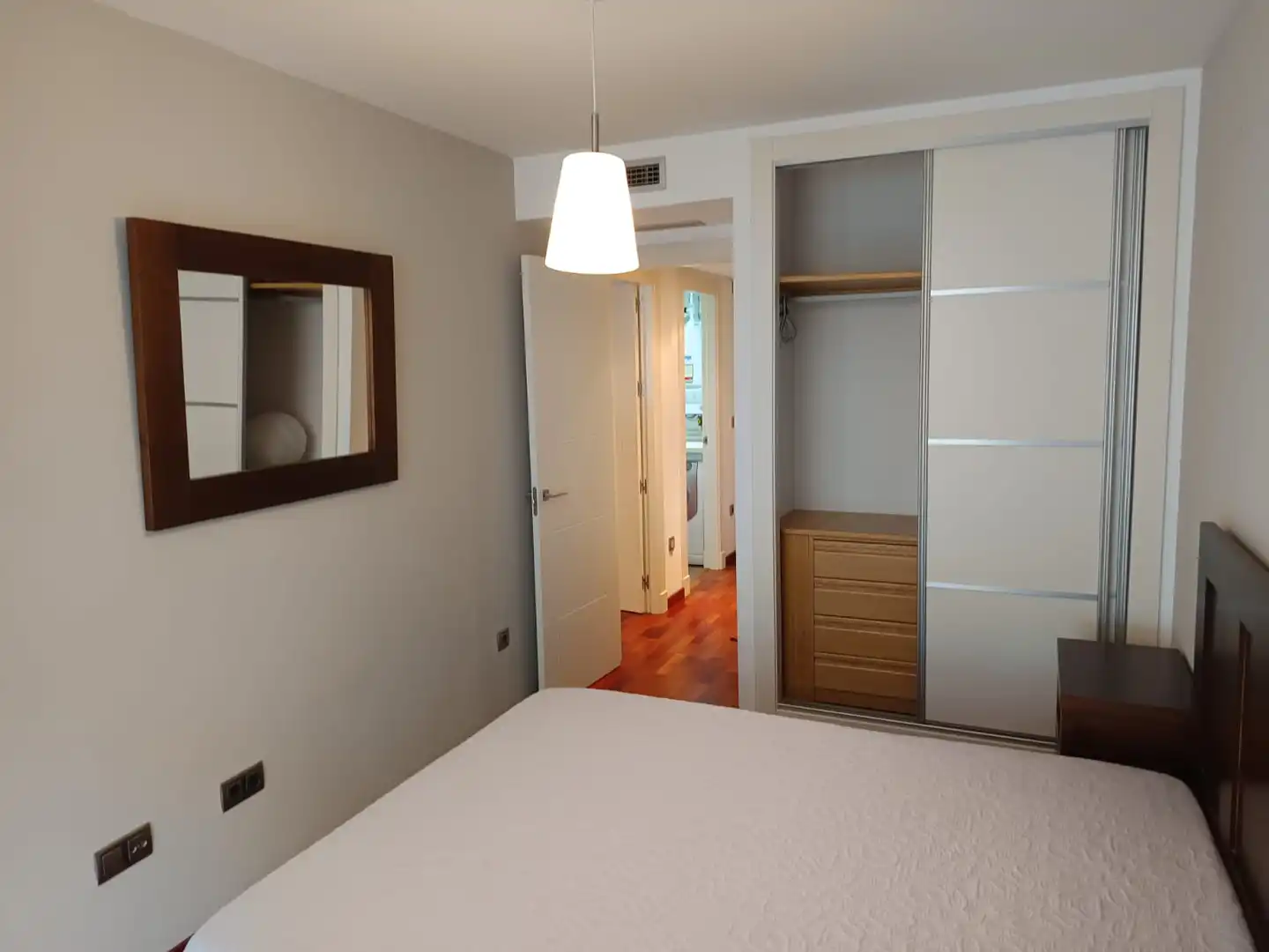 Habitación de Piso de alquiler en Albacete con Aire acondicionado, Calefacción y Parquet