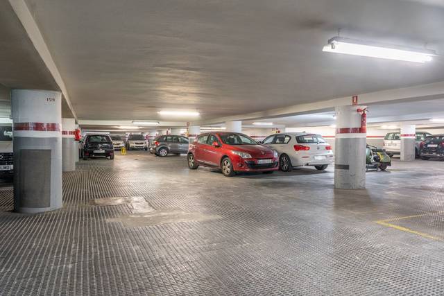 Garaje en Alquiler en  CALLE en Sant Antoni