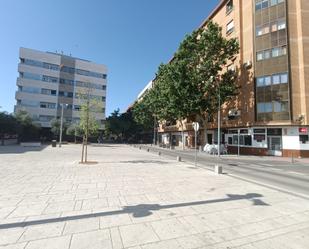 Vista exterior de Pis en venda en Ciudad Real Capital amb Aire condicionat, Calefacció i Parquet