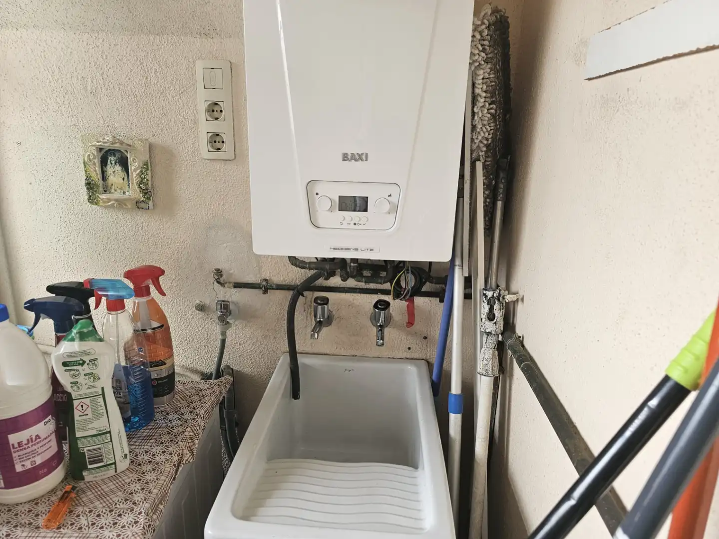 Bany de Pis en venda en Sant Andreu de la Barca amb Aire condicionat, Calefacció i Moblat