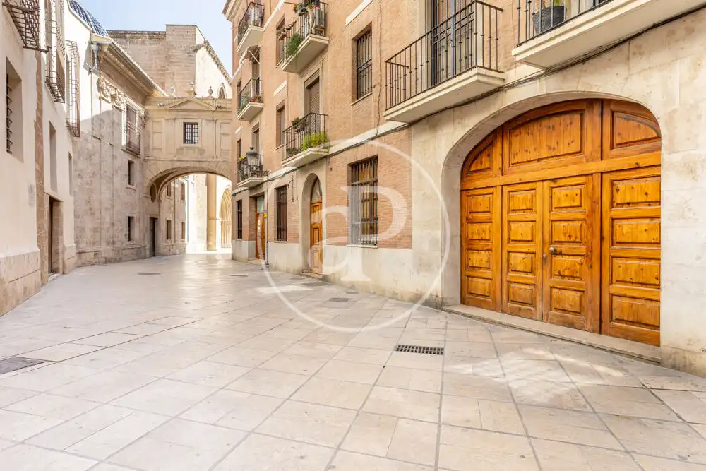 Vista exterior de Piso en venta en Ciutat Vella 
