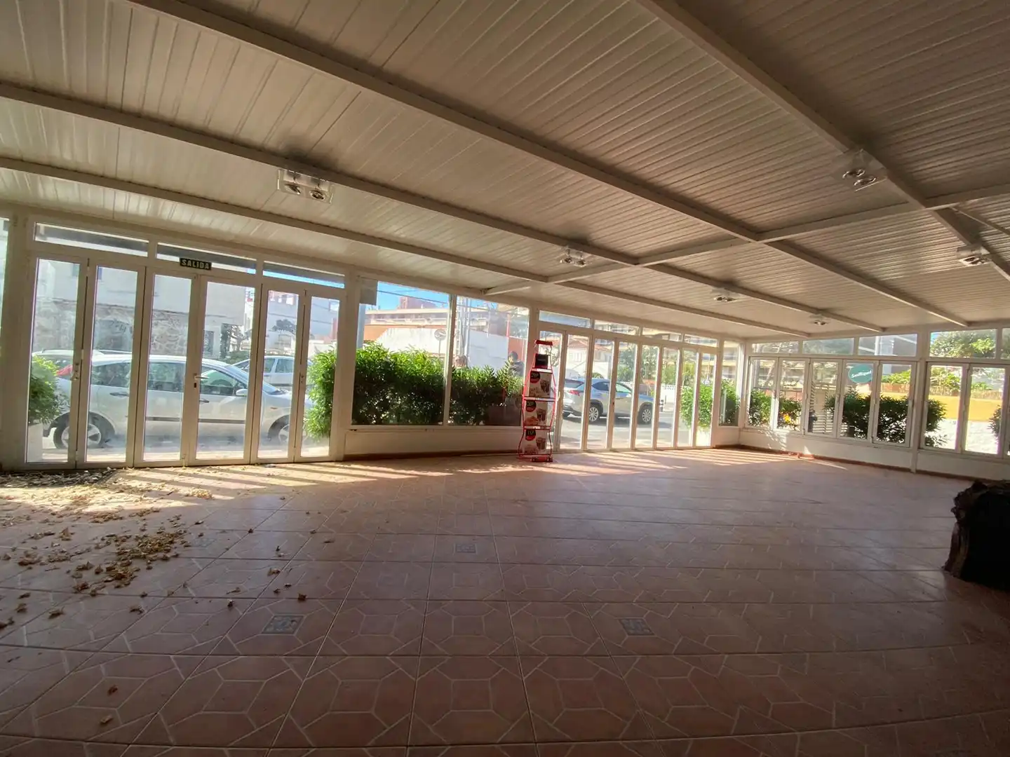 Local en venta en Avinguda de la Diputació, Cap de Sant Pere