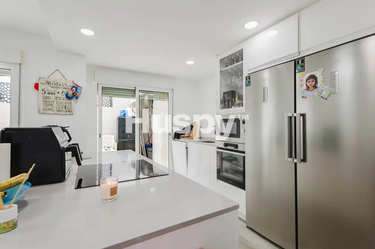 Casa a schiera con terrazza in vendita a Calle Matrona Dionisia Perles B, imagen 3