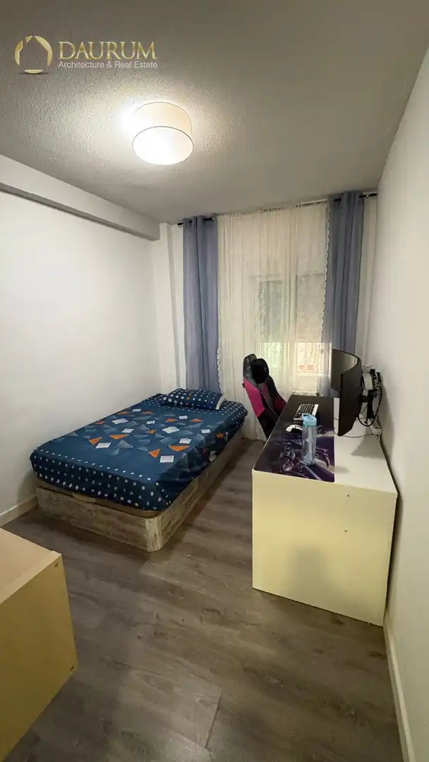 Bedroom of Flat for sale in San Fernando de Henares  with Heating
