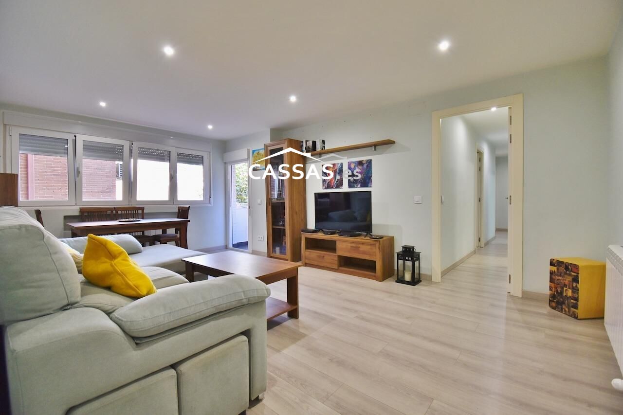 Sala d'estar de Pis en venda en Torrejón de Ardoz amb Calefacció i Piscina comunitària