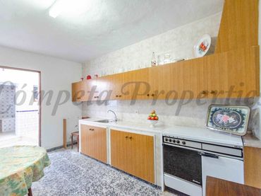 House for sale in Canillas de Aceituno