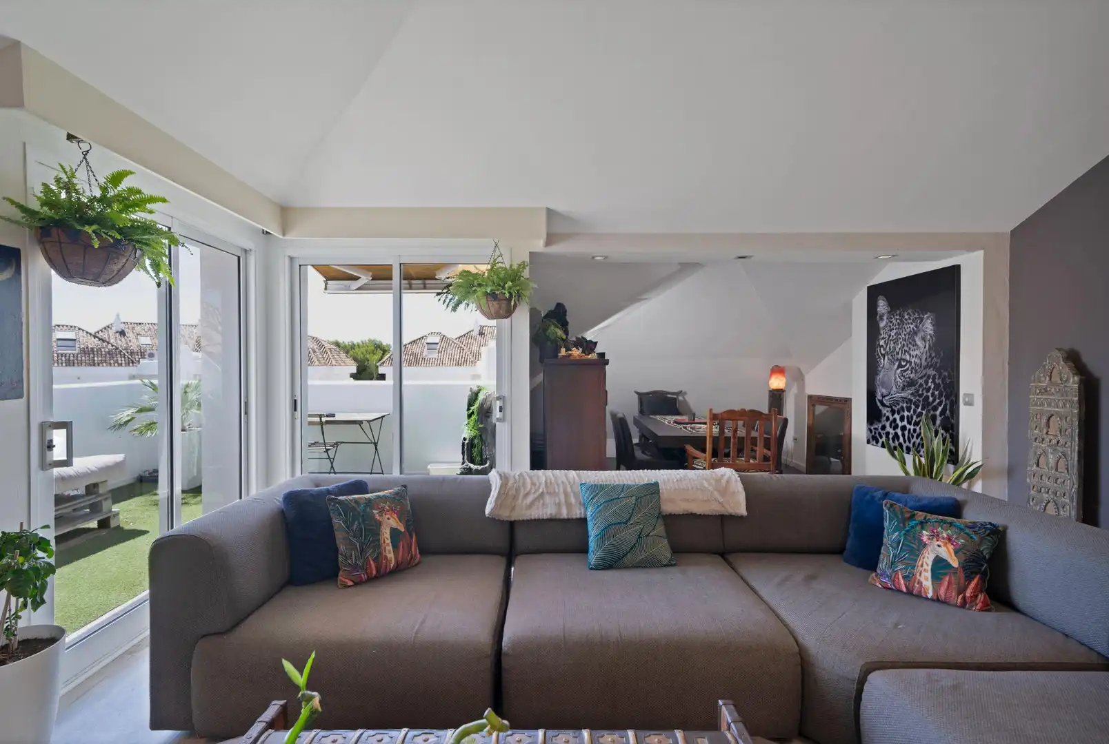 Living room of Attic for sale in Marbella  with Private garden, Terrace and Alarm