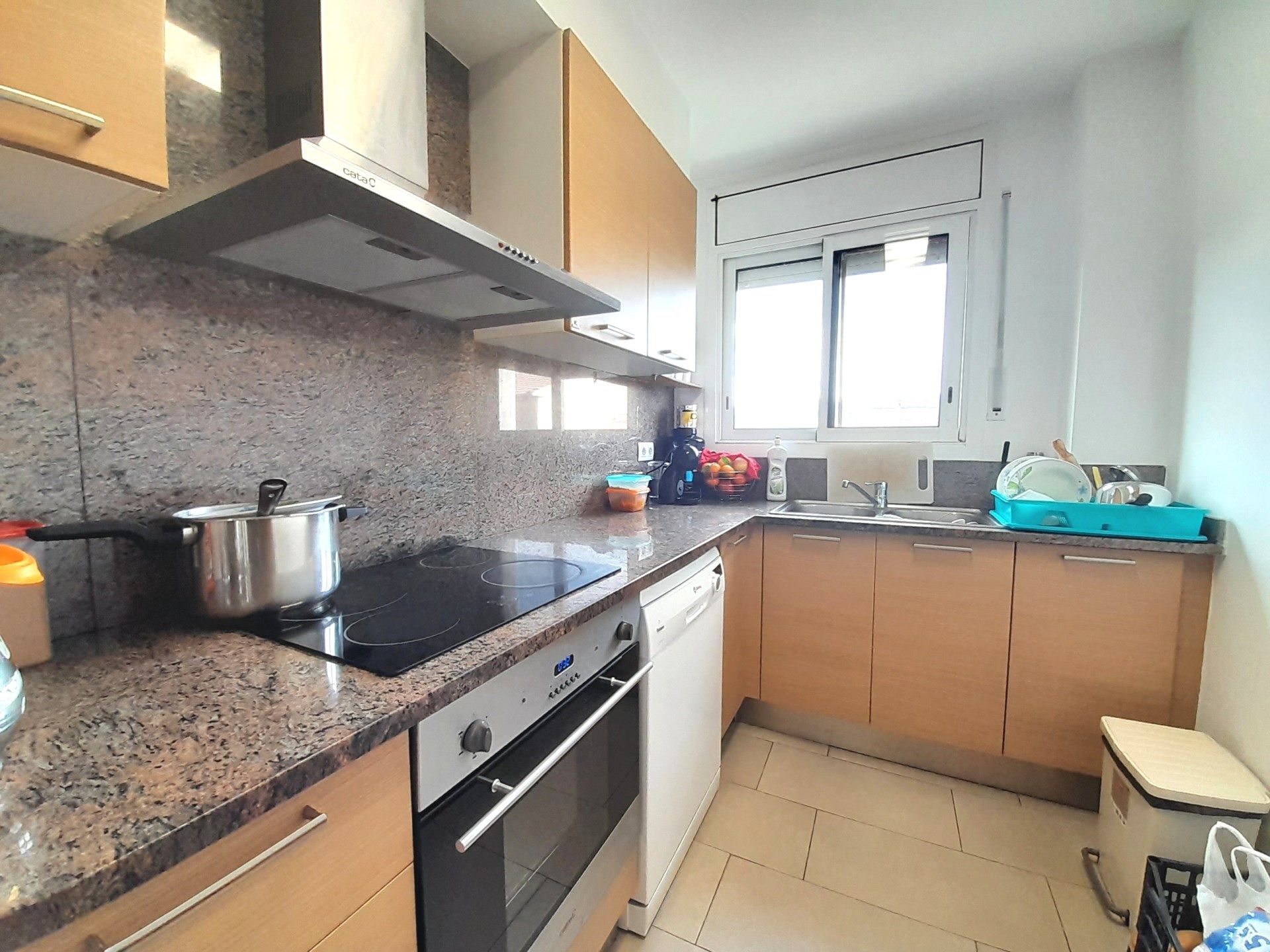 Cuina de Pis en venda en Olot amb Calefacció i Balcó