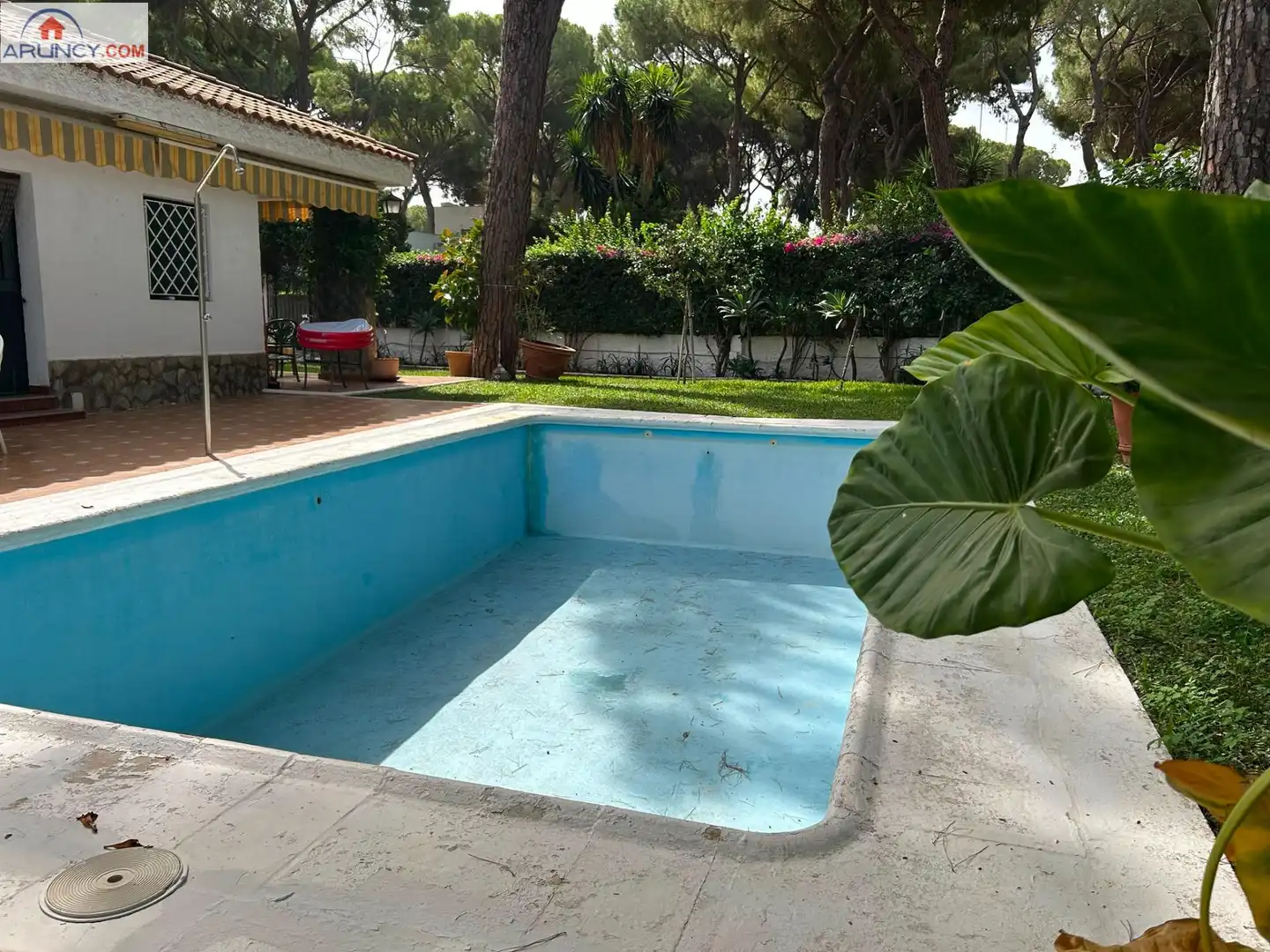 Swimming pool of Houses for rent in Alcalá de Guadaira  with Air Conditioner, Private garden and Terrace