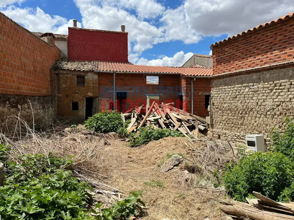Terrenys i solars en venda a Peraleda de la Mata, imagen 2