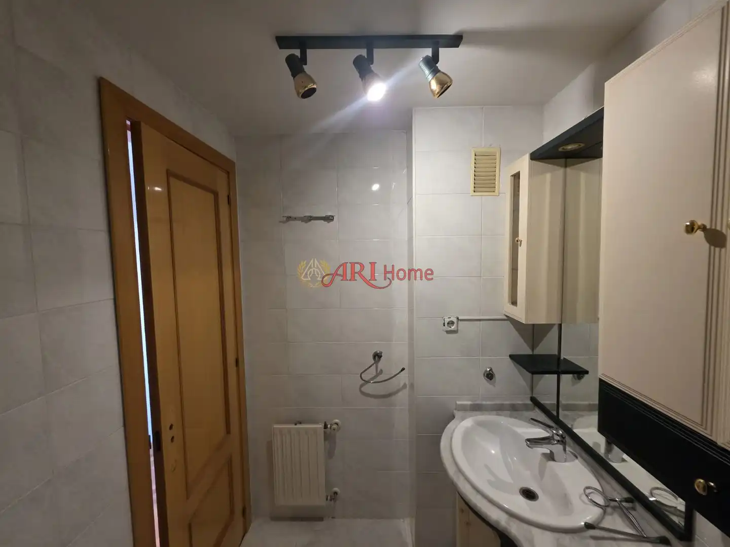 Flat for sale in Fuenlabrada  with Air Conditioner, Heating and Swimming Pool