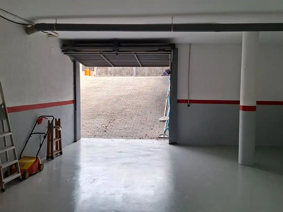 Casa aparellada amb piscina en venda a Av Mas Clariana 78, imagen 4