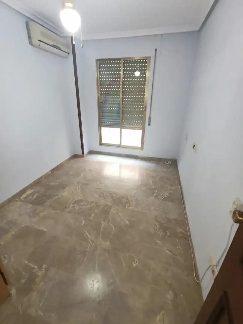 Habitación de Piso en venta en Linares con Aire acondicionado y Calefacción
