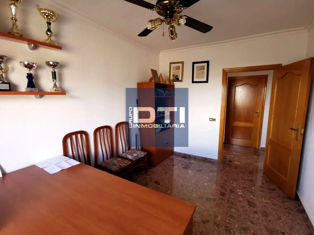 Sala d'estar de Casa o xalet en venda en Balazote amb Aire condicionat i Terrassa