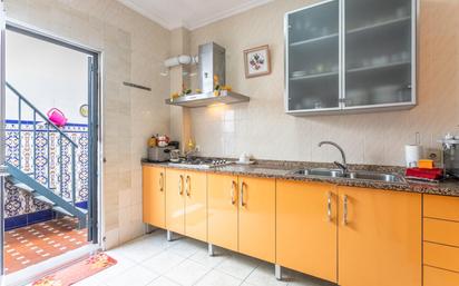 Kitchen of House or chalet for sale in  Sevilla Capital  with Terrace