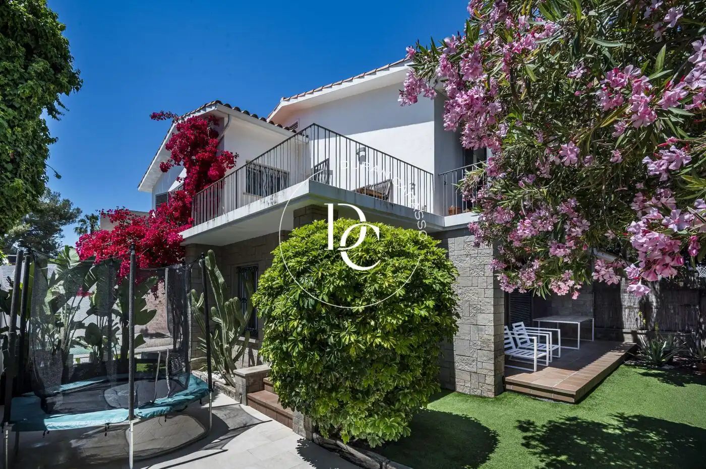Maison avec piscine à louer à Carrer Reverendo Joan Lloveras, imagen 2