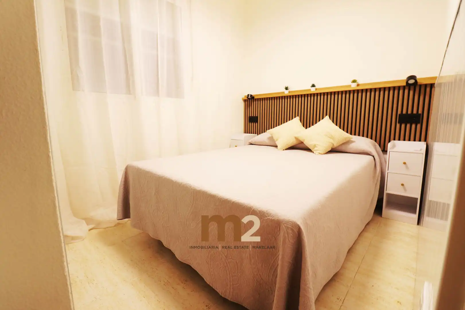 Habitación de Apartamento de alquiler en Guardamar del Segura con Terraza, Amueblado y Horno