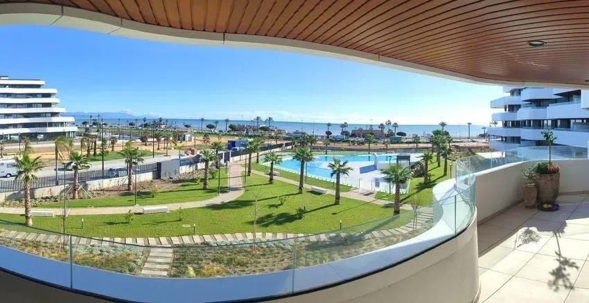 Swimming pool of Flat for rent in Torremolinos  with Air Conditioner, Private garden and Terrace