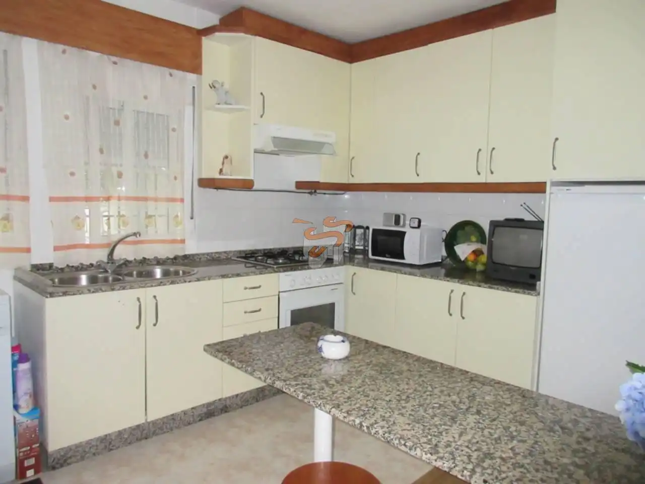 Cocina de Casa o chalet en venta en Ferrol con Calefacción, Jardín privado y Terraza