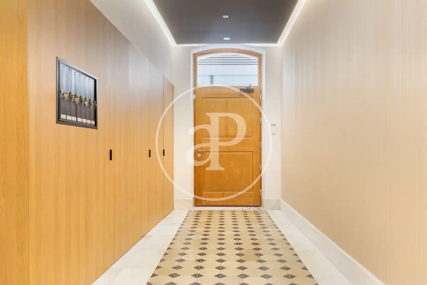 Flat for rent in Calle de Pérez Bayer, Sant Francesc